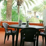 Primavera Pool